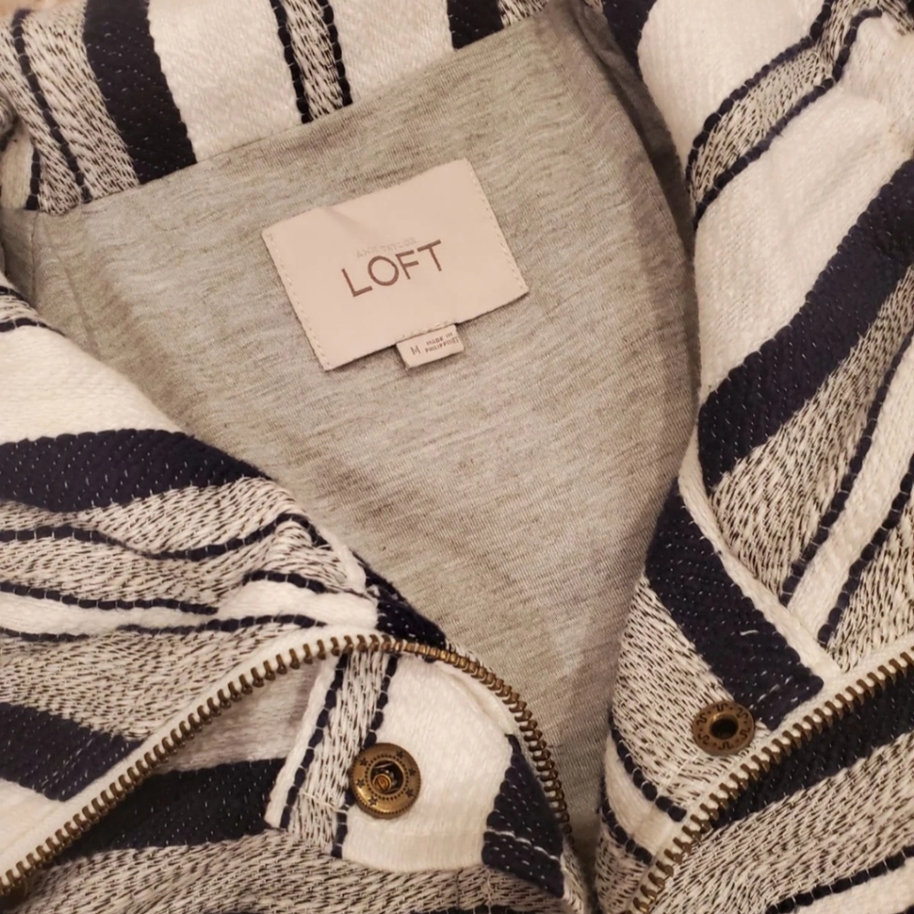 Loft Jacket - Picture 2 of 2